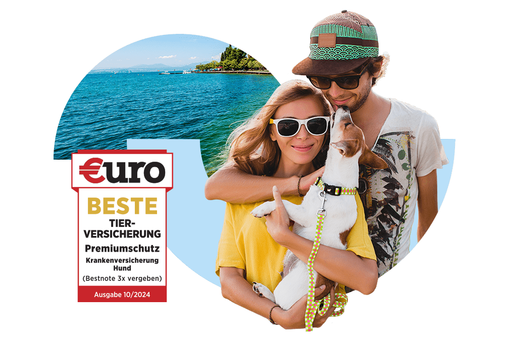 €uro-Magazin Siegel: Beste Tierversicherung für den Premiumschutz der DA Direkt Hundekrankenversicherung neben einem glücklichen Paar, welches ihren Hund in den Armen hält
