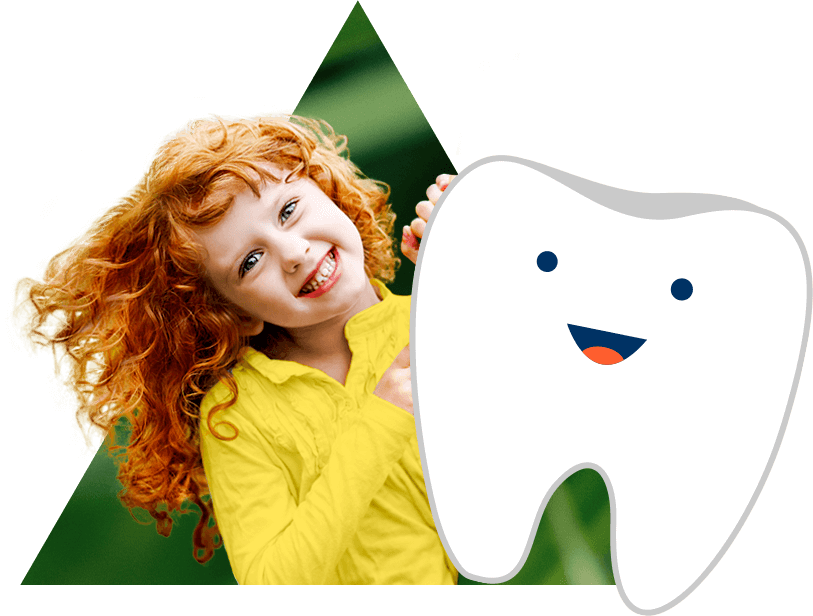 Glückliches Kind mit Zahn - Zahnzusatzversicherung von DA Direkt