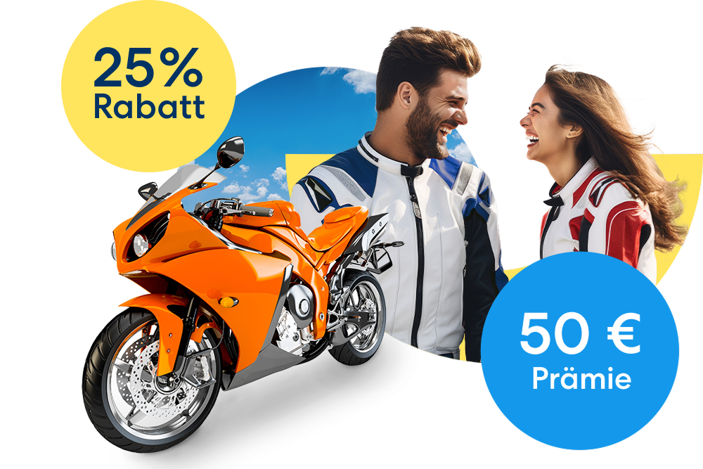 Ein lachendes Paar neben einem orangen Motorrad, einem blauen 50 € Prämie Störer und einem gelben 25 % Rabatt Störer