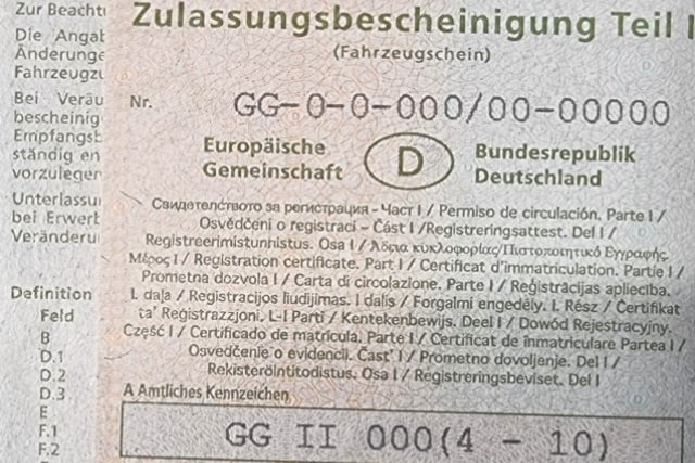 Angaben im Fahrzeugschein